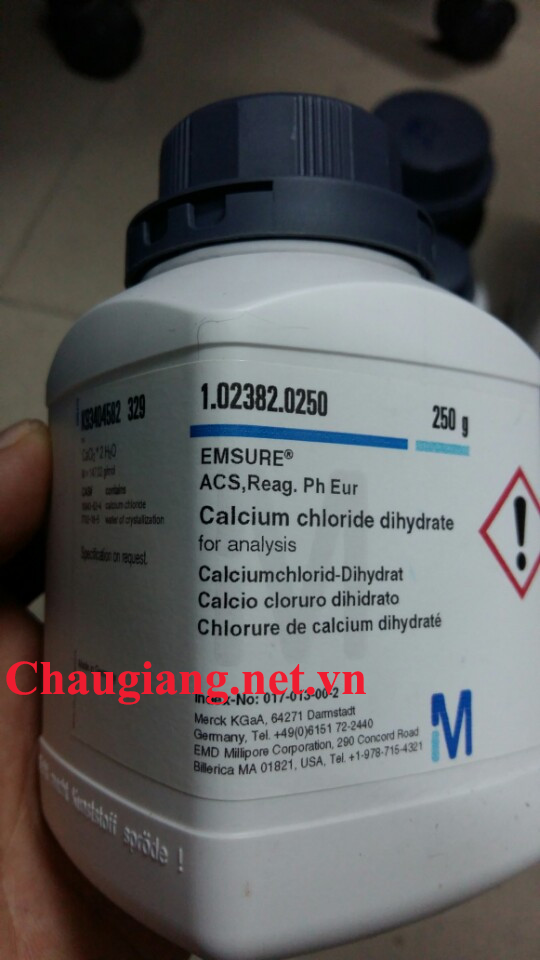 Calcium chloride dihydrate